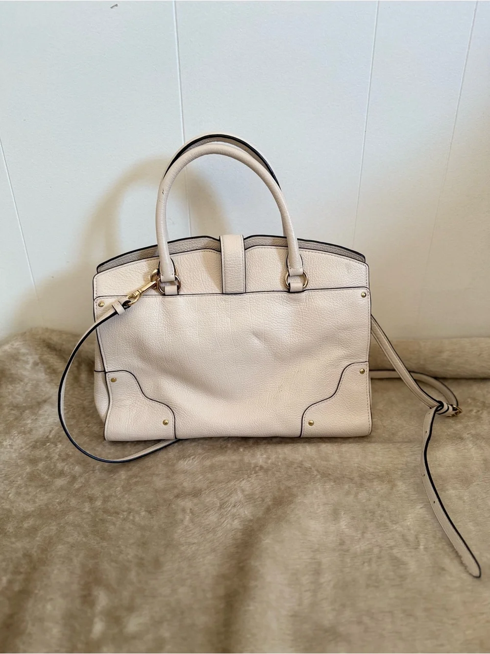 Coach structured pebbled